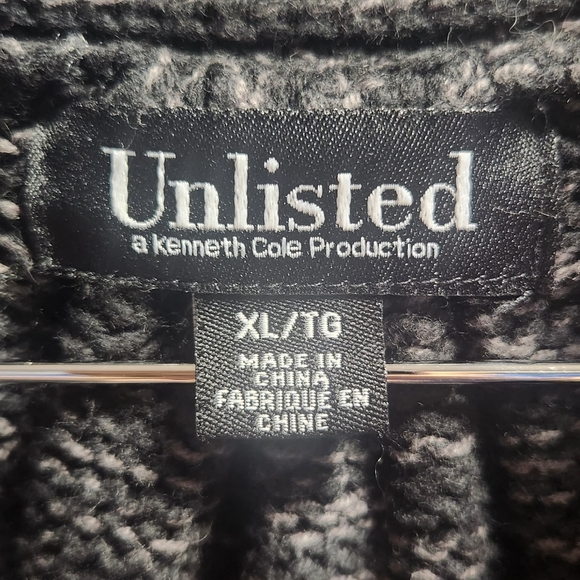 Unlisted Kenneth Cole sweater - Picture 2 of 2